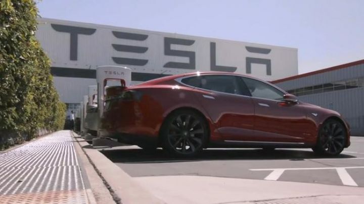 Tesla rekord qırdı