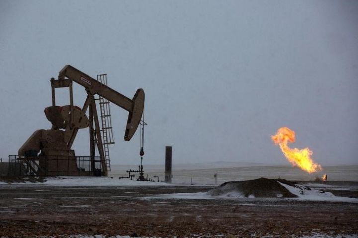 ABŞ-ın neft ehtiyatları azalmaqda davam edib
