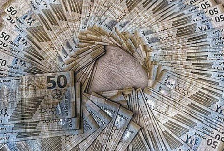 Pul çox, seçim az  - banklarda pullar “yatır”