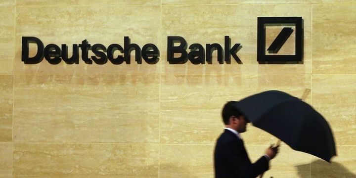 "Deutsche Bank" Britaniyadan 350 mlrd. dollar çıxara bilər