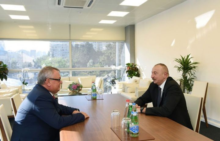 İlham Əliyev “VTB Bank”ın prezidentini qəbul edib