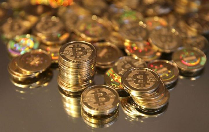 Bitcoin-in qiyməti 11 min dolları da keçdi