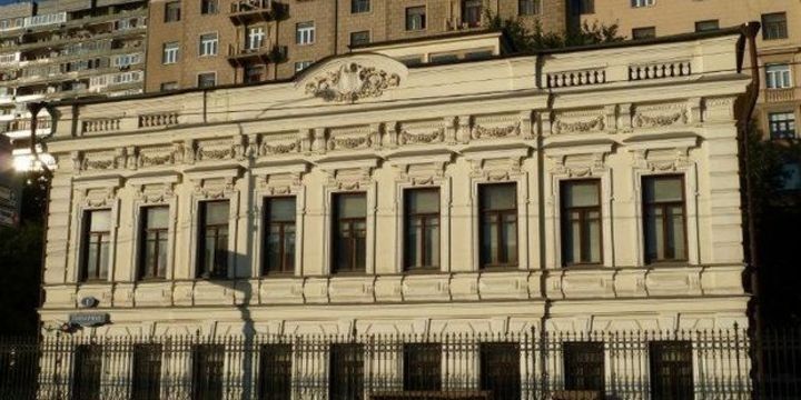 "Yapı Kredi" Rusiyadakı bankını satır
