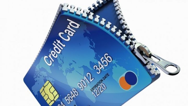 Kredit kartlarında 30 ay sonra bir ilk