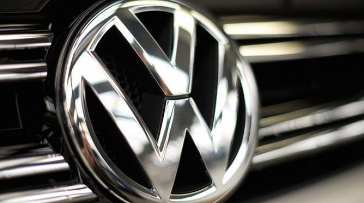Volkswagen 70 illik loqosunu dəyişir