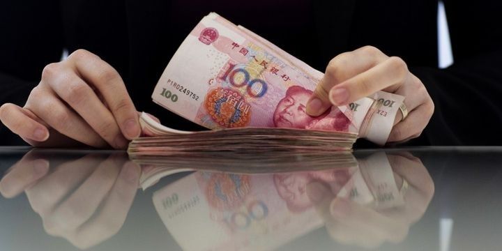 Yuan ucuzlaşmaqda davam edir