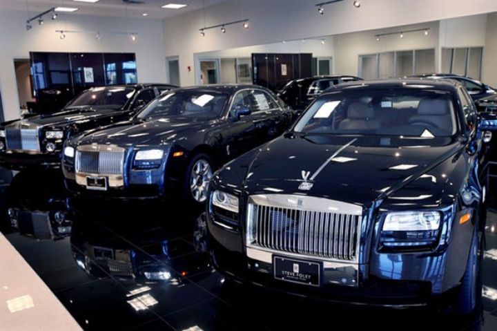 Rolls-Royce satışları kəskin azalıb