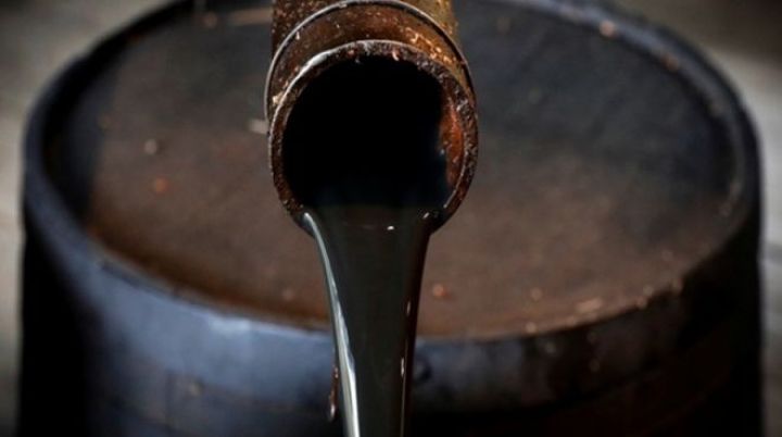 Qlobal neft hasilatı rekord səviyyəyə çatıb