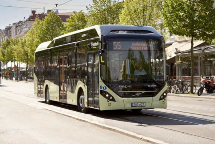 “Volvo” İsveçin qərbində elektrik yolları tikəcək