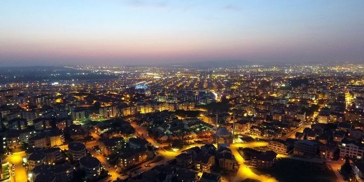Azərbaycanlılar bu ölkədə 3 ayda 287 mənzil alıblar