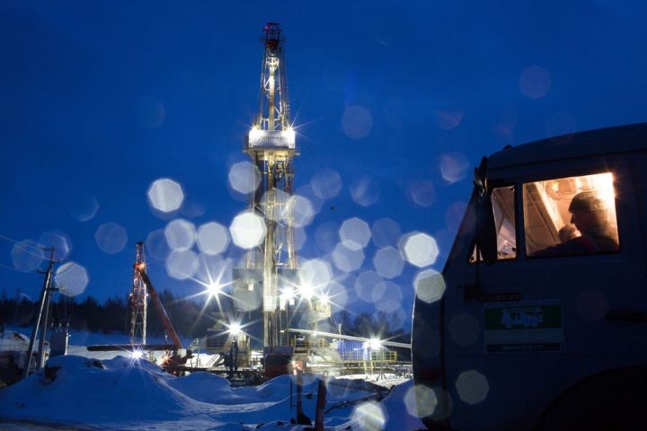 Trampın sanksiyaları Rusiyanın neft şirkətlərinə 1 milyard dollar qazandırıb