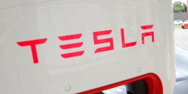 Tesla işçi qüvvəsini 7% azaldacaq
