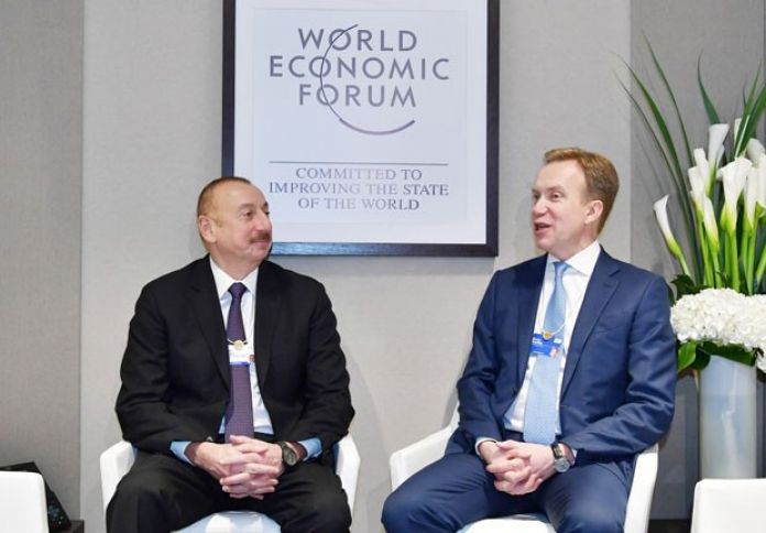 İlham Əliyev Davosdadır - Dünya İqtisadi Forumunun prezidenti ilə görüşdü