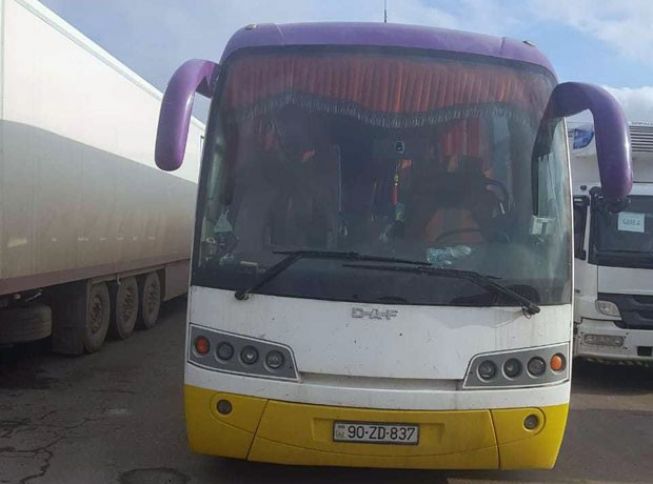 Gürcüstana köhnə model avtobusula gedib, yeni modeli ilə qayıtdı - İFŞA EDİLDİ