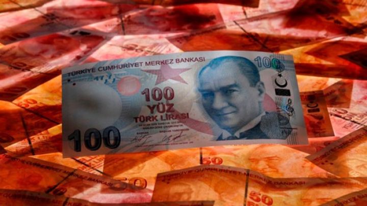 Türkiyənin xarici ticarət kəsiri 63,1% azalıb