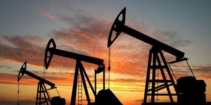 Qlobal neft hasilatı Apreldə azalıb
