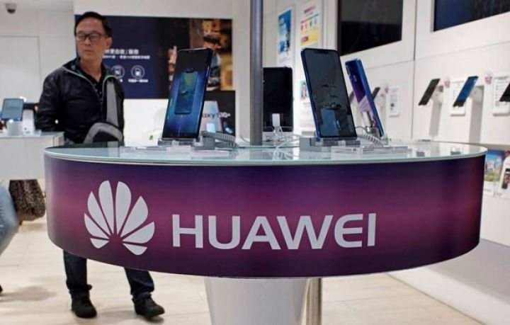 “Huawei” qurğuları üçün yenilənmələr 90 gün ərzində əlçatan olacaq