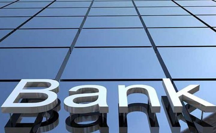 7 bankın əməliyyat gəlirləri 50 milyon manatdan çoxdur