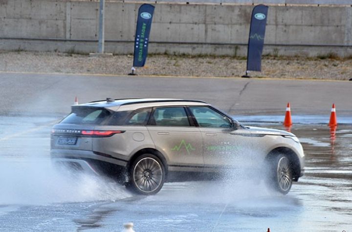 Bakıda Jaguar və Land Rover avtomobillərinin sınaq yürüşləri keçirildi - VİDEO, FOTO