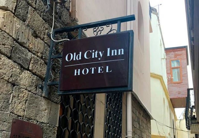 Bakıda “Old City Inn” hotelini seçən rusiyalı turist xoşagəlməz hallarla qarşılaşıb
