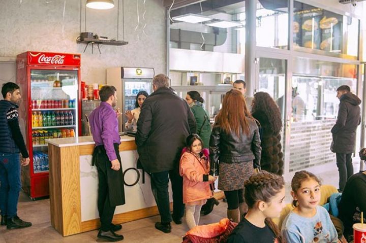 Azərbaycanın yerli fast-food brendinin 5-ci restoranı açılır