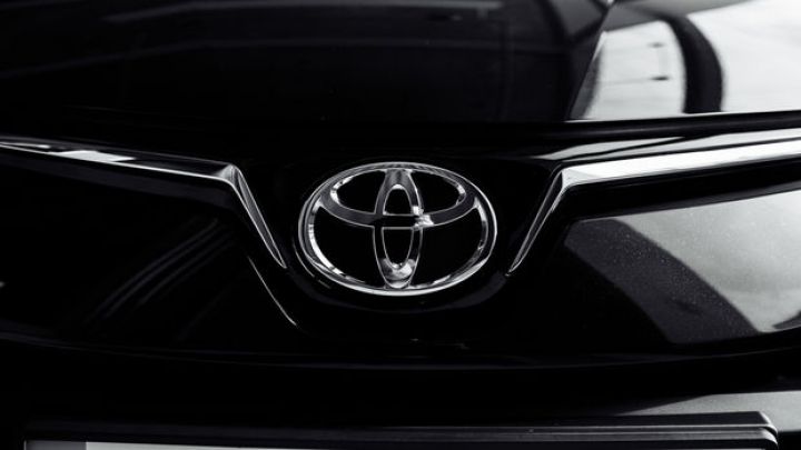 Toyota 2 zavodunda istehsala fasilə verəcək