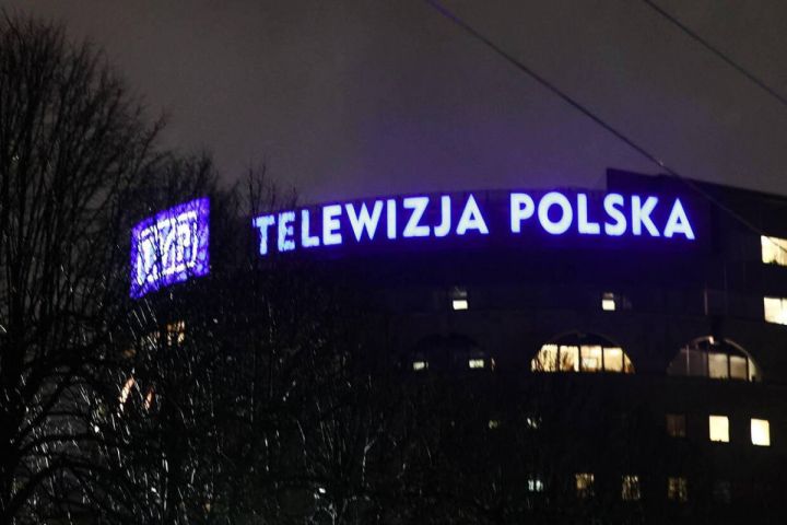 Polşada dövlət televiziyası ləğv edilib