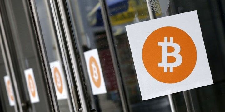 Bitcoin 2 mühüm xəbər ilə bahalaşır