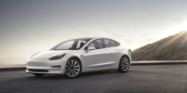 Tesla səhmləri bir ayda 17 faiz ucuzlaşdı