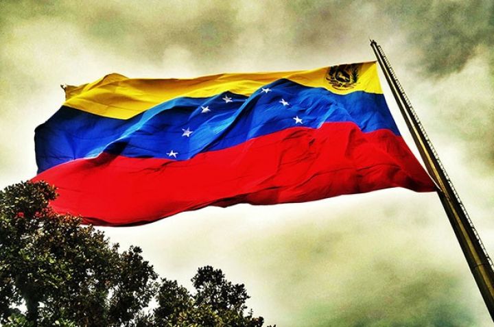 Venesuela milli kriptovalyutasının emissiyasına başlayıb