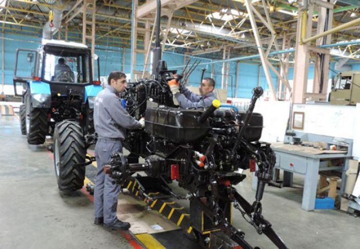 Gəncə Avtomobil Zavodu 2017-də 1414 “Belarus” traktoru istehsal edib
