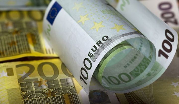 Avro/dollar üçün proqnoz aşağı salındı