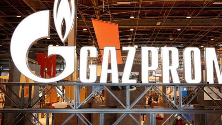 Qazprom-un təbii qaz ixracından gəliri 51% azalıb
