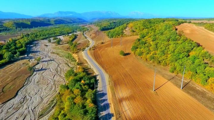 Yeni Xınalıq yolunun 24 kilometrlik hissəsisi hazırdır