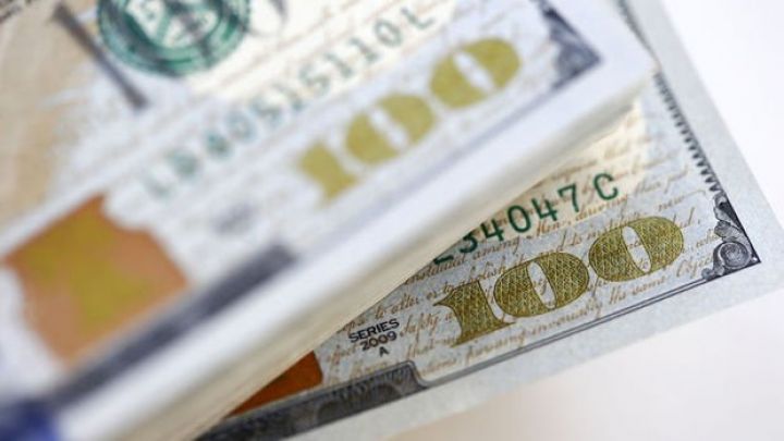 Dollar, ABŞ seçkisinin ardından mühüm valyutalar qarşısında ucuzlaşdı