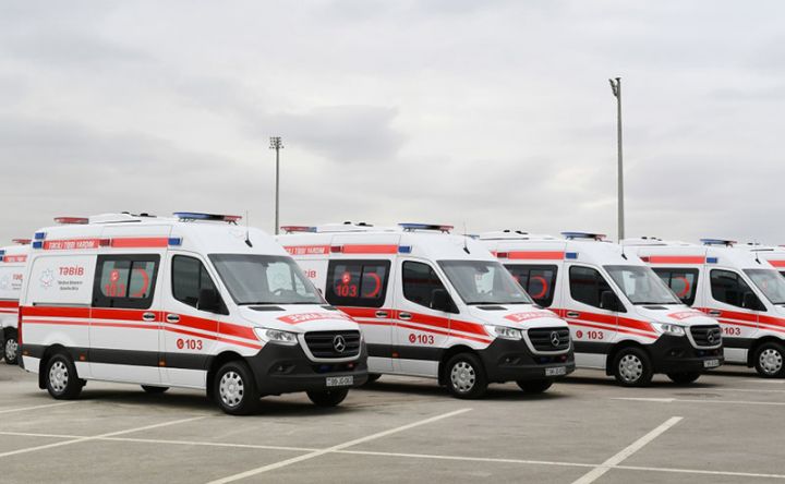 Naxçıvana ambulanslar təqdim edilib