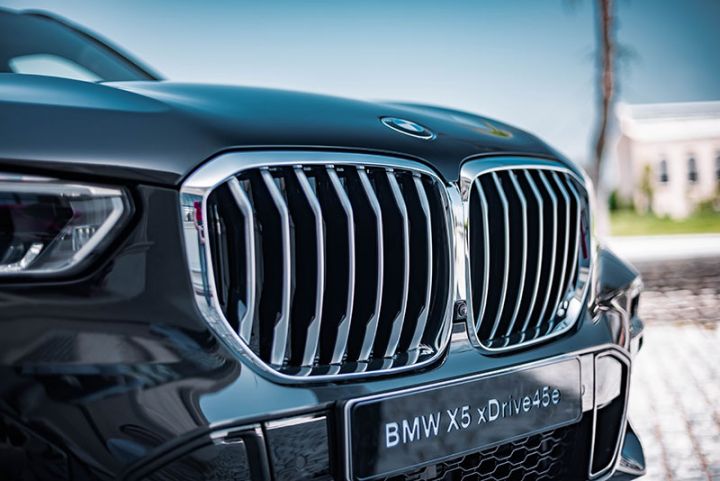 Azərbaycanda hibrid və tam elektrikli BMW-lərin satışı başladı