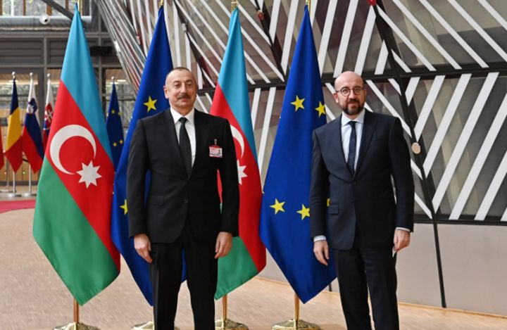 İlham Əliyev Avropa İttifaqı Şurasının Prezidentilə görüşdü
