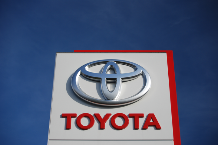 "Toyota"nın xalis mənfəəti 14% azalıb