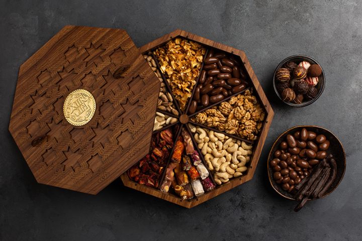 Xurcun Luxury Nuts, Sweets & Dried fruits ilə korporativ tərəfdaşlarınıza layiqli hədiyyələr bəxş edin! - FOTO