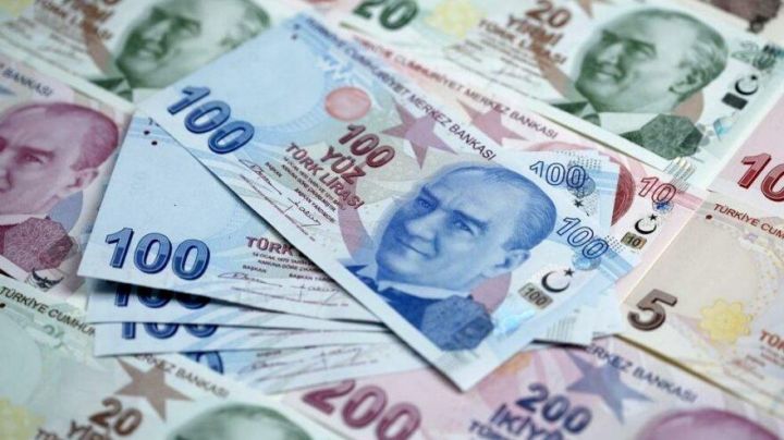 Bugün Türkiyə Mərkəzi Bankı kritik faiz qərarını açıqlayacaq - DOLLAR 11 LİRƏYƏ YAXINLAŞIB