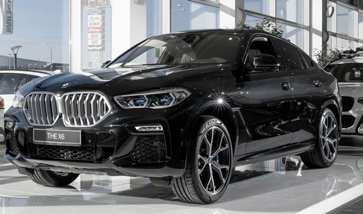BMW Rusiyada avtomobillərin qiymətini qaldırdı