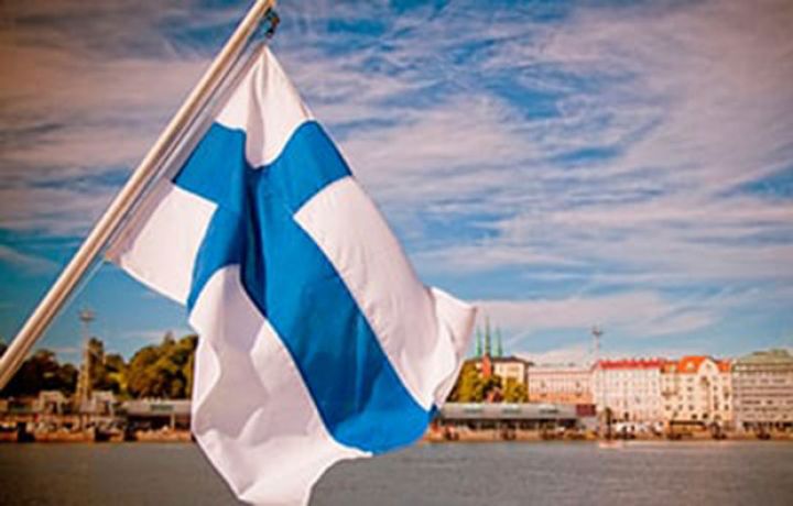 Finlandiya Rusiya şirkətlərinin hesablarını kütləvi şəkildə bağlayır