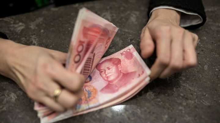 Çin Mərkəzi Bankı dollara nisbətdə yuanı bir ayın maksimuma qaldırdı