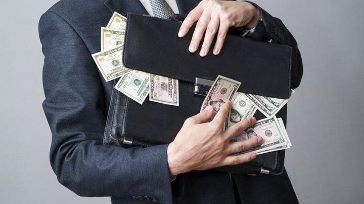 Dövlət Neft Fondu iyunda hərraclarda dollar satışını artırıb - MƏBLƏĞ