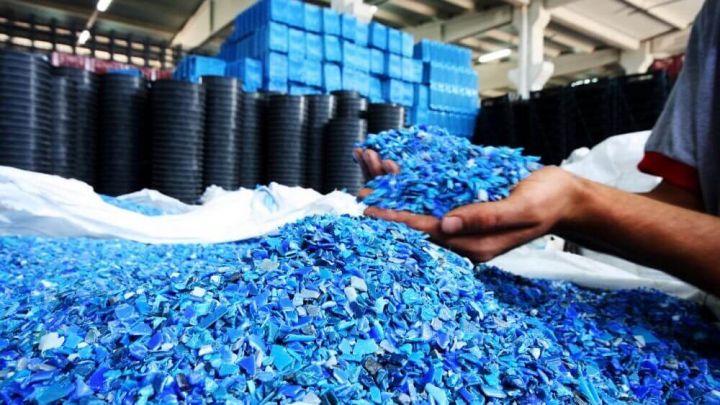 Qlobal plastik istehsal son 12 ildə ilk dəfə 2020-də azalıb