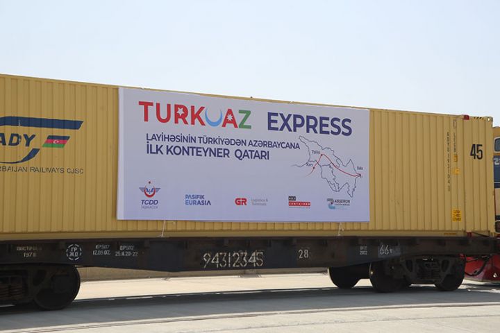 Daha bir  konteyner blok qatarı Türkiyədən Azərbaycana gəlib - BU MƏHSULU GƏTİRİB