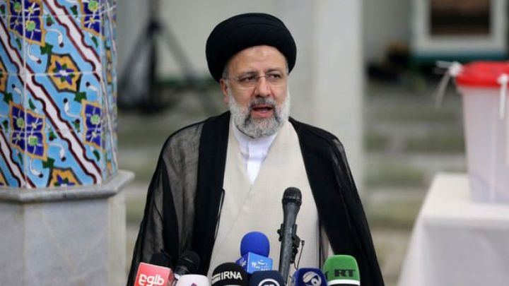 İranda rəsmi olmayan seçki nəticələrinə görə Rəisi Prezident seçildi