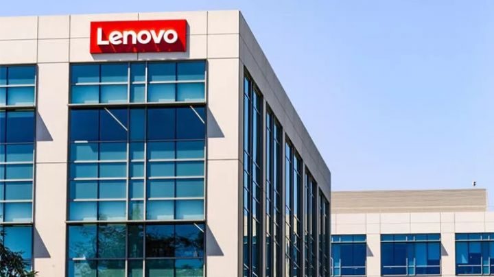 Lenovo-nun dövriyyəsində yavaş artım