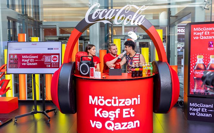 Coca-Cola-nın musiqili kampaniyası davam edir - FOTOLAR